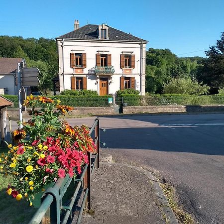 Au Fil Du Temps Bed & Breakfast Fougerolles-Saint-Valbert ภายนอก รูปภาพ